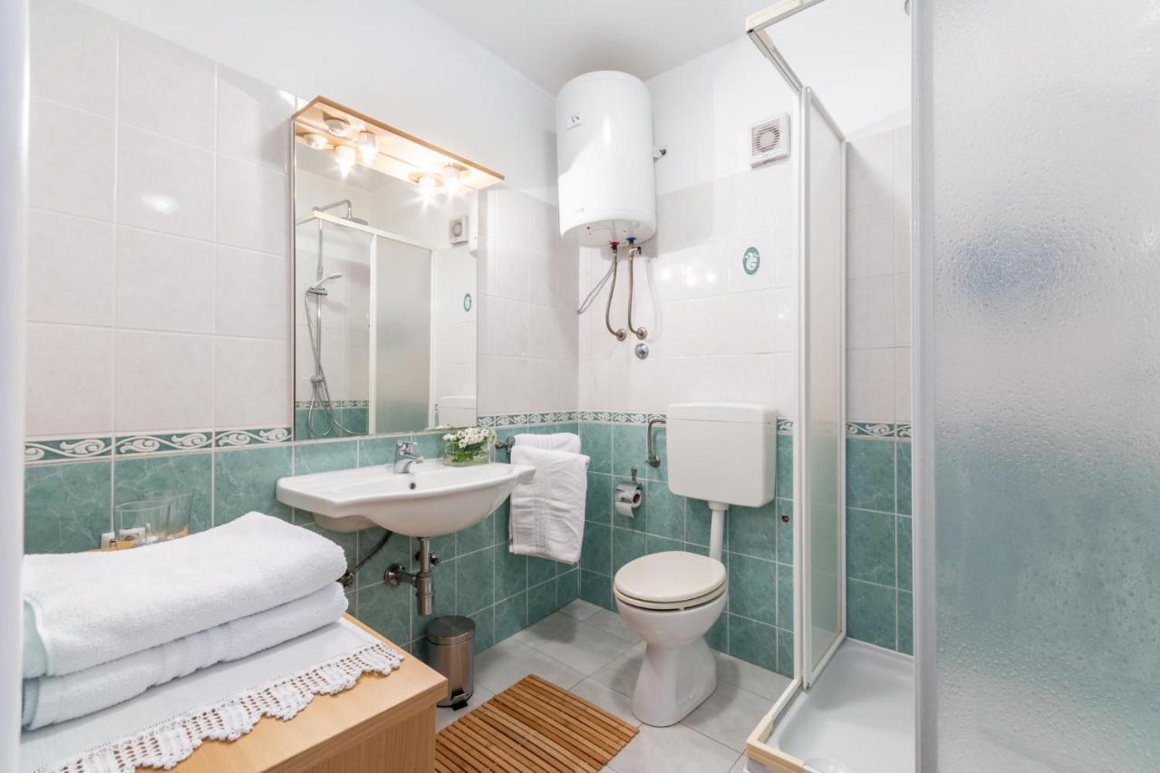 Apartments Lota On Top Location 수페타르 외부 사진